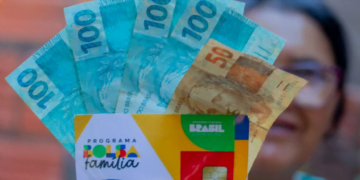 Beneficiários com NIS final 4 recebem ÓTIMA NOTÍCIA nesta quarta-feira (22)