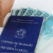 Primeira parcela do 13º salário deve ser paga até esta quinta-feira (30)