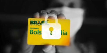 Suspensão de valores do Bolsa Família nesta segunda-feira (20) deixa beneficiários desesperados