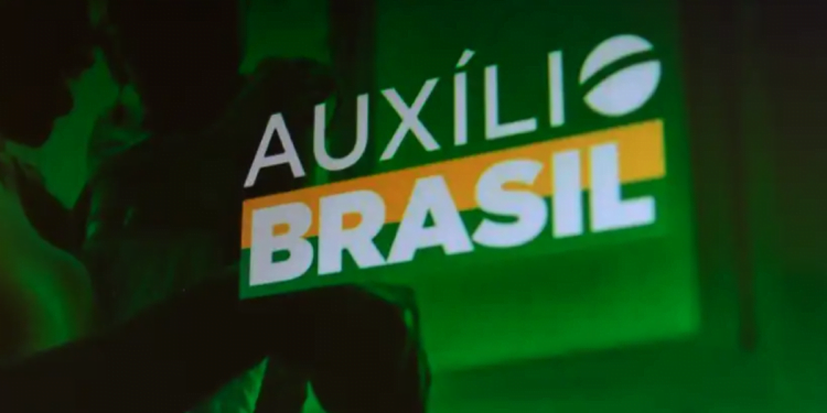 Indenização do Auxílio Brasil: veja como garantir R$ 15 mil em sua conta