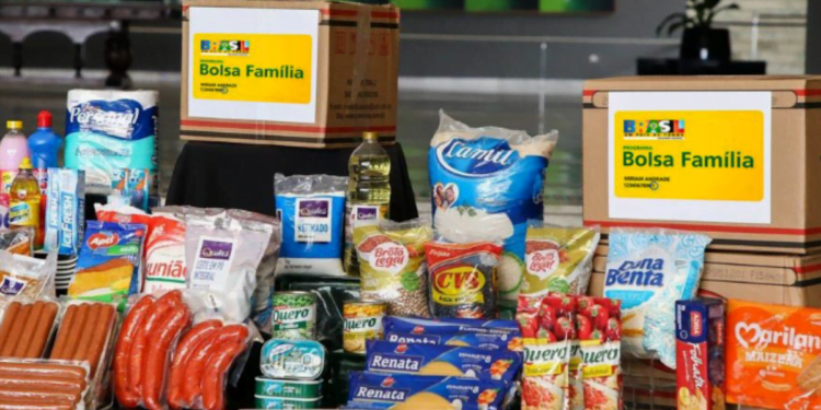 Bolsa Família: Veja se você foi SELECIONADO para receber a CESTA BÁSICA de novembro