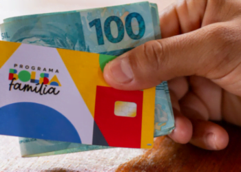 PRESENTÃO DE NATAL! Bolsa Família anuncia EXTRA de R$ 408 em dezembro para todos os NIS