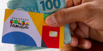 PRESENTÃO DE NATAL! Bolsa Família anuncia EXTRA de R$ 408 em dezembro para todos os NIS