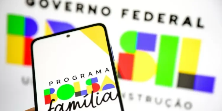 BOLSA FAMÍLIA: Saiba como sacar o pagamento EXTRA de R$ 300