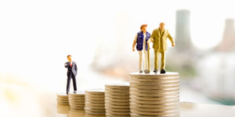 Brasileiros não terão mais idade mínima para aposentar?