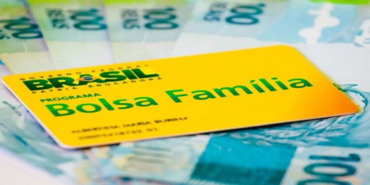 Calendário ADIANTADO do Bolsa Família de dezembro faz a alegria de beneficiários