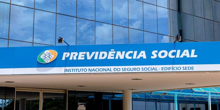 AVISO IMPORTANTE: INSS inicia ligações para antecipação da perícia