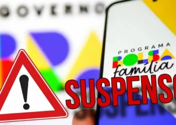 Pagamento do Bolsa Família foi SUSPENSO? Veja o que fazer para voltar a receber o benefício