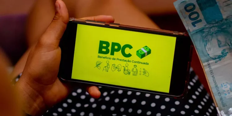 DINHEIRO NO BOLSO! Novo pagamento do BPC começa nesta semana