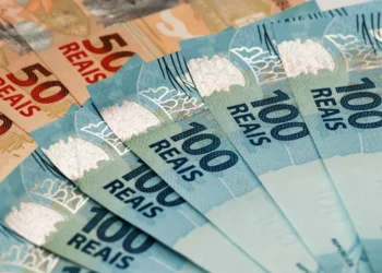 13° SALÁRIO: Veja quanto você vai receber neste mês