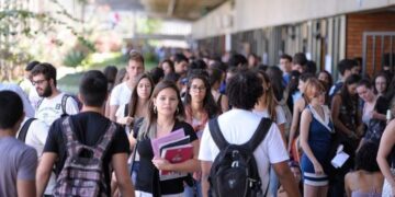 Pagamento do Auxílio Jovem CONFIRMADO no valor de R$ 1.200; veja como se inscrever