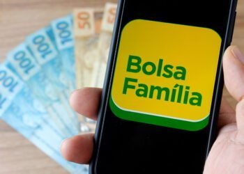 Governo Lula anuncia MUDANÇA IMPORTANTE no Bolsa Família de dezembro
