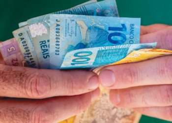 ABONO SALARIAL: Caixa pode liberar até R$ 1.400
