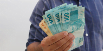 Novos pagamentos são feitos a milhões de brasileiros inscritos no CadÚnico.