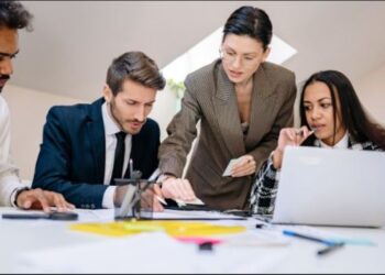 Mudança na relação trabalhista? CAS decreta que ACORDO COLETIVO pode alterar JORNADA DE TRABALHO sem REDUÇÃO SALARIAL