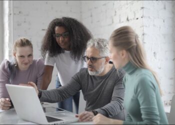 Comissão do Senado vota hoje (12/12) PL que propõe redução da jornada de trabalho sem impacto salarial