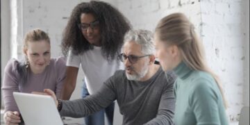 Comissão do Senado vota hoje (12/12) PL que propõe redução da jornada de trabalho sem impacto salarial