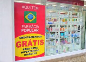 Acesso gratuito a medicamentos para beneficiários do Bolsa Família é uma realidade? Entenda