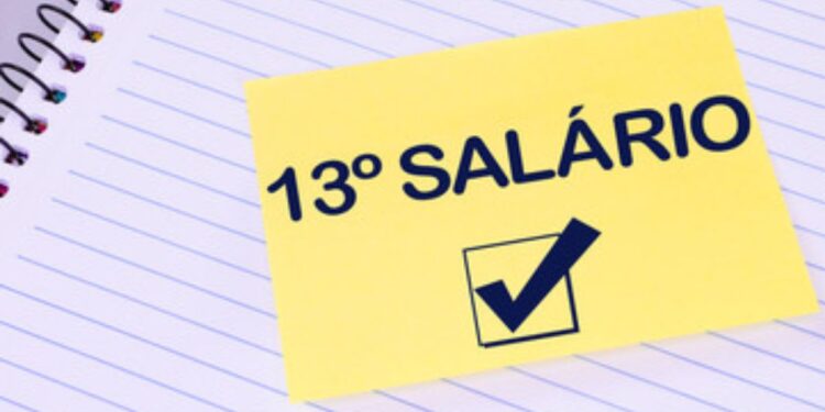 Não recebeu o pagamento do 13º salário? Veja o que fazer!