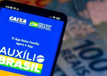 Consulte quem tem direito ao pagamento do Auxílio Brasil de R$15 mil