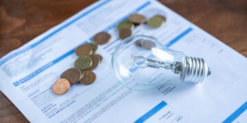 Conta de energia GRATUITA nos próximos meses para estes brasileiros