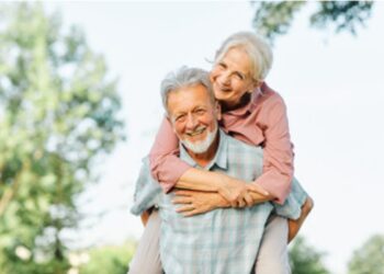 Carteira do Idoso: Viagens Grátis e Prioridade! Conheça Todos os Benefícios Agora!