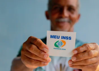 INSS anuncia novas exigências e reajuste para aposentados em 2024