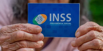 INSS: SAIU a lista de aposentados que vão receber salários de R$ 6 mil