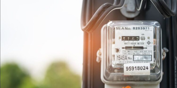 Enel anuncia isenção na CONTA DE LUZ para beneficiar clientes prejudicados