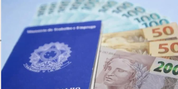 Mudança no SALÁRIO MÍNIMO 2024: Veja como fica o reajuste para aposentados, MEI e BPC