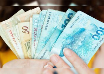 Saque de R$ 1.050,00 do Bolsa Família LIBERADO pela Caixa; veja quem recebe