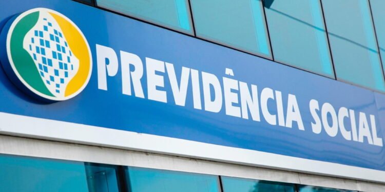 INSS: Regras para se aposentar ficarão mais rígidas em 2024