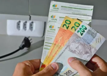 Sua conta de luz pode ficar mais BARATA com esse benefício; saiba mais