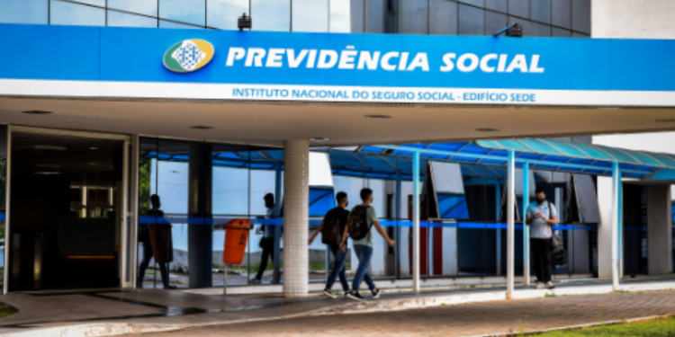 Beneficiários do INSS são surpreendidos com valor ALTÍSSIMO em suas contas! Veja quem tem direito a esta bolada