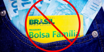 ALERTA GERAL para quem recebe o Bolsa Família e está com o NOME SUJO
