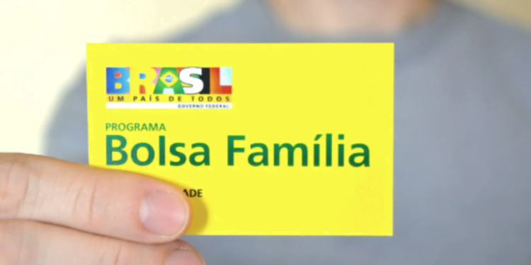 Que horas o Bolsa Família cai na conta HOJE (23/01) com valor atualizado?