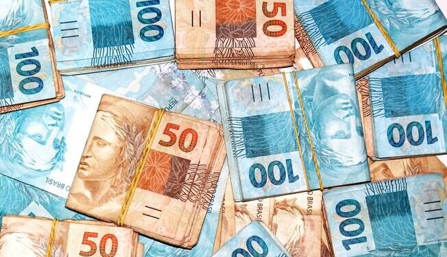 Quem recebe o lucro do FGTS 2024? Veja calendário e como sacar