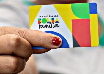 LIBERADO HOJE (18/01) Cesta Básica + PIX DE R$ 600 para beneficiários do BOLSA FAMÍLIA; veja como resgatar seus benefícios