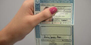 Governo bate o martelo HOJE (24/01) e decide pagar CNH para pessoas de baixa renda