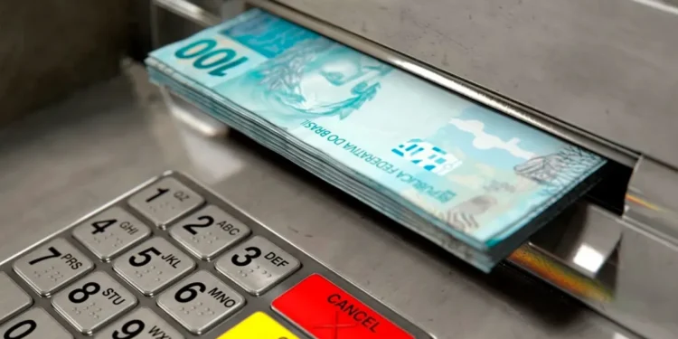 CAIXA autoriza SAQUE de até R$ 6,2 mil para brasileiros desta região!