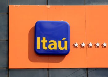 Aposentados vibram de alegria HOJE (22/01) com SAQUE EXTRA no banco Itaú