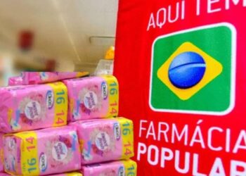 Absorventes GRATUITOS estão disponíveis na Farmácia Popular; veja como solicitar e retirar o seu