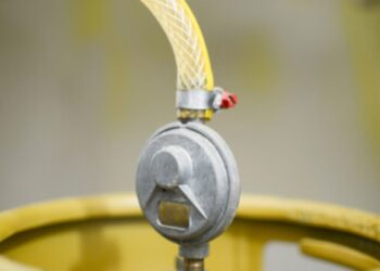 Lei Orçamentária 2024: Possível Redução no Auxílio Gás?