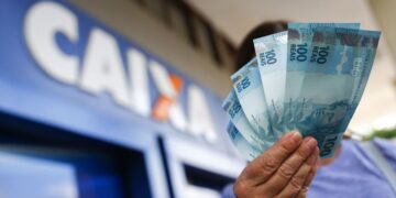 CAIXA libera BONIFICAÇÃO para trabalhadores registrados no Brasil em 2024