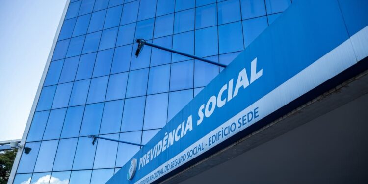 SAIU AGORA Calendário do INSS de Fevereiro: confira as datas de pagamento do seu benefício!