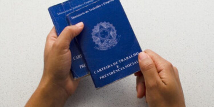 Valor da Hora Extra aos Domingos Muda com Decisão do Governo: Entenda a Mudança