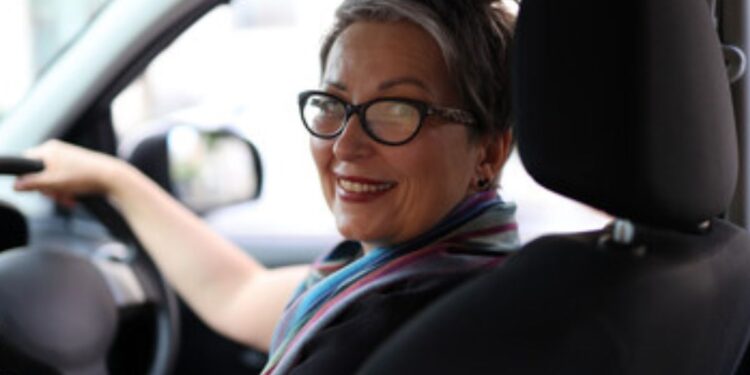 Renovação Gratuita da CNH para Idosos: Uma Realidade com a Nova Lei!