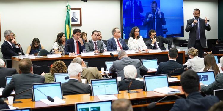 Abono Natalino e Abono Extra do BPC em 2024 foram APROVADOS? Confira aqui!