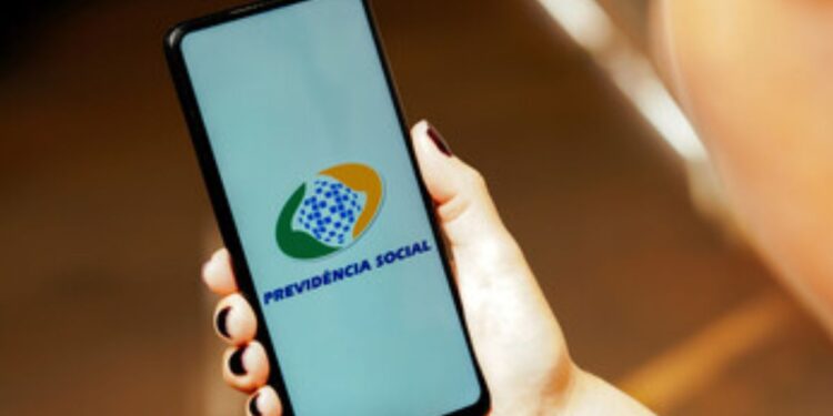 Aposentados e Pensionistas Desfrutam de Benefício Consignado Exclusivo