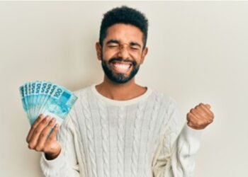 Salário Mínimo Acima de R$ 1.412? Quem são os Beneficiados com o Aumento?